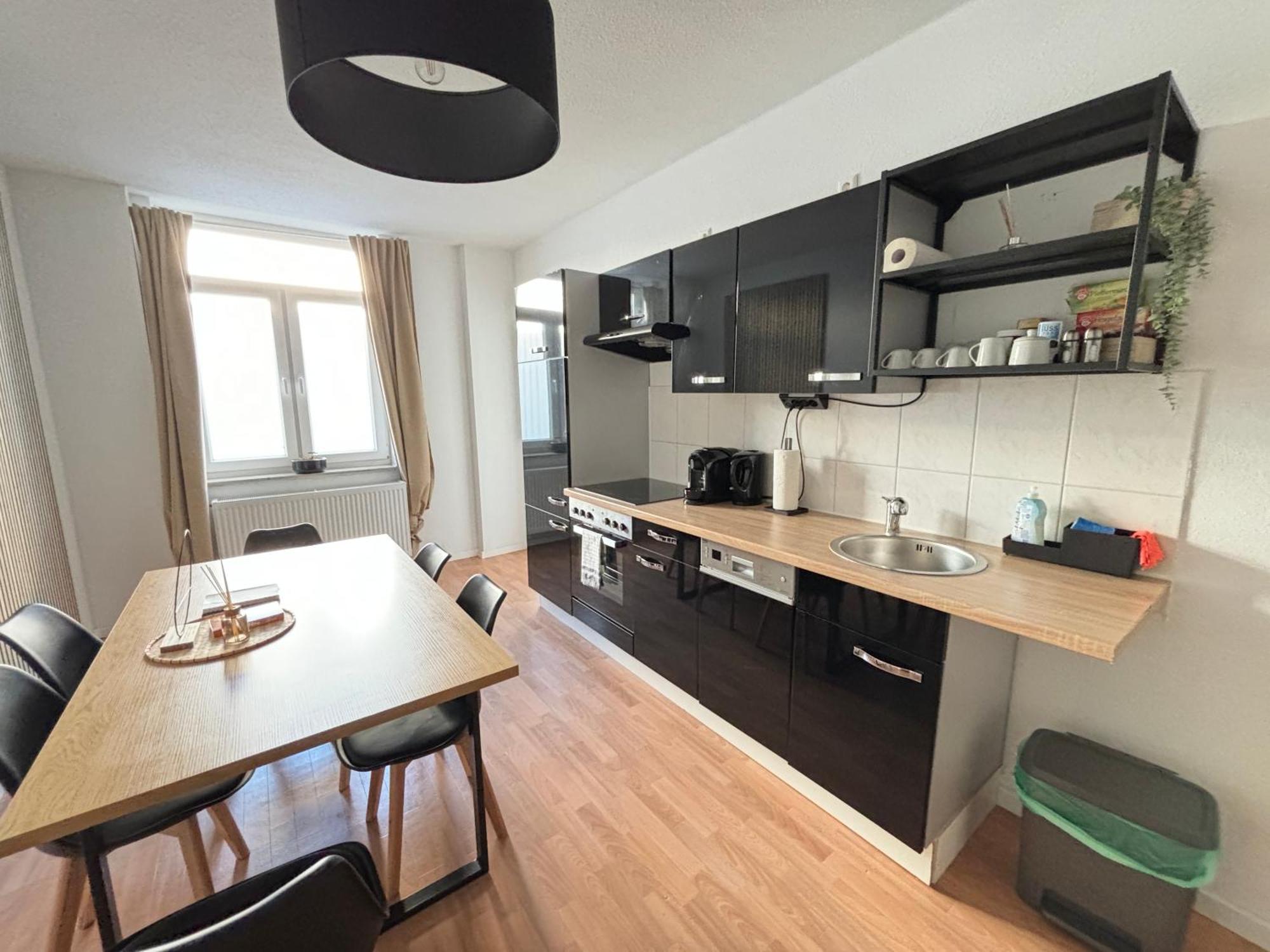 150Qm - 5 Rooms - Free Parking - Mallibase Apartments Hannover Exterior foto